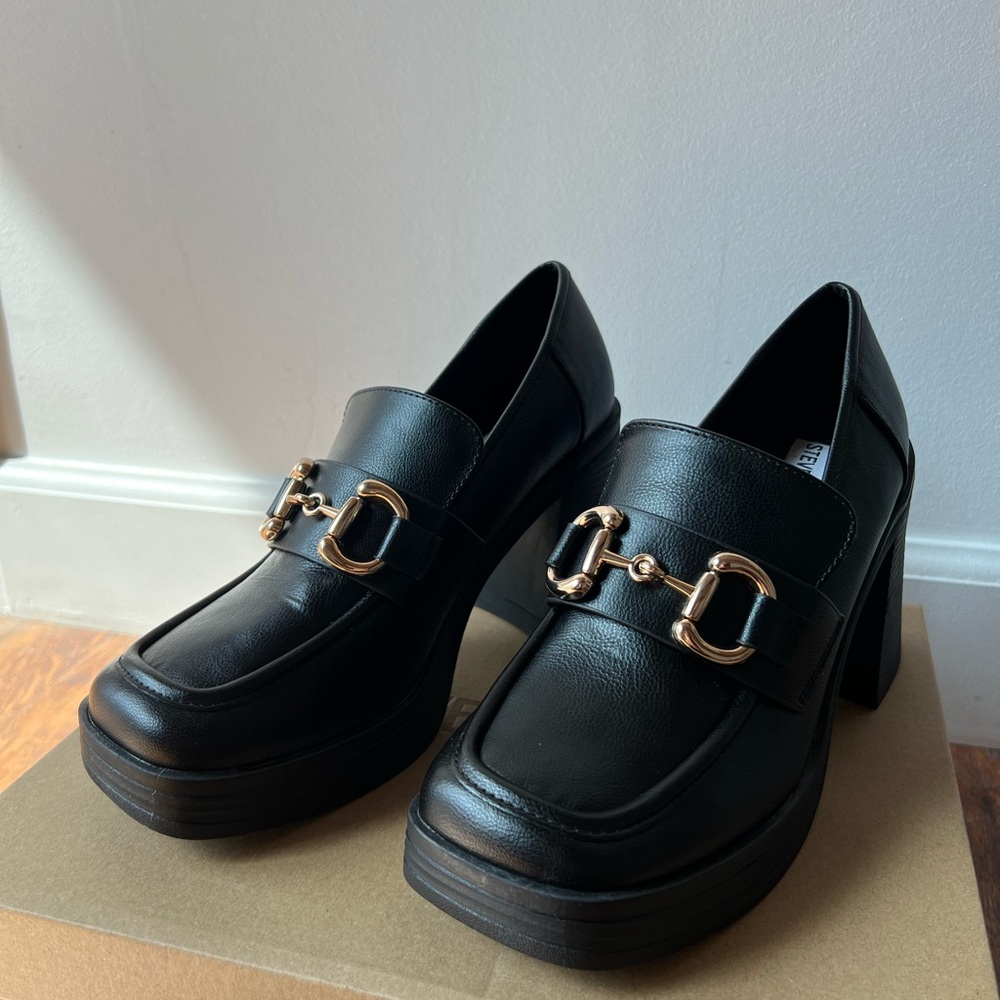 Steve Madden Black Platform Loafers with Gold Detail - Picture 2 of 6